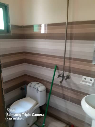 Room near emporium mall and ucp