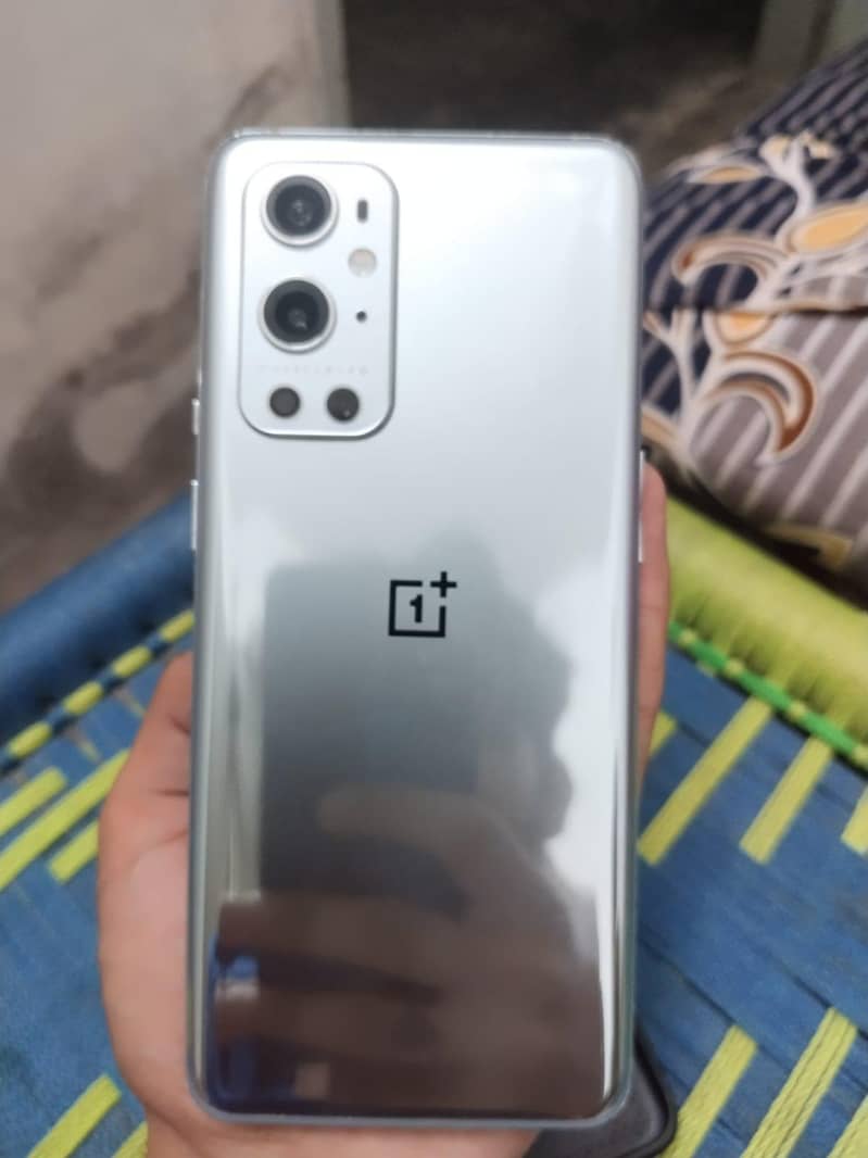 One Plus 9 Pro 0