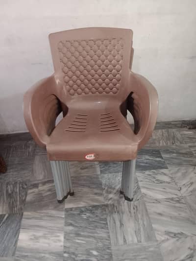 Plastic chairs with table