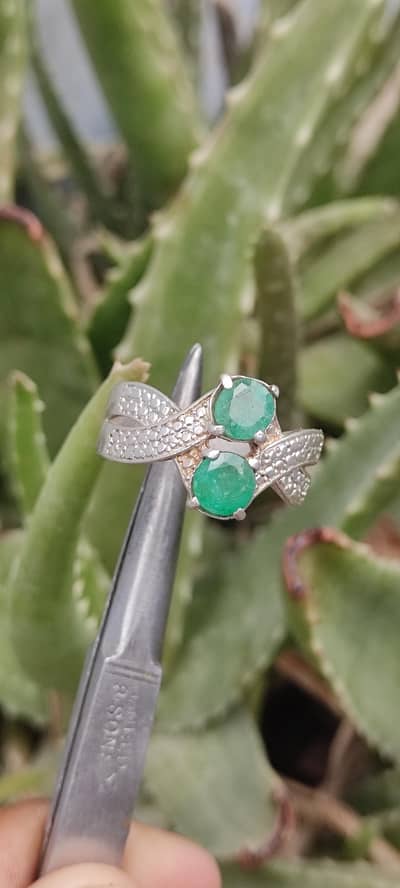 emerald zamrud natural