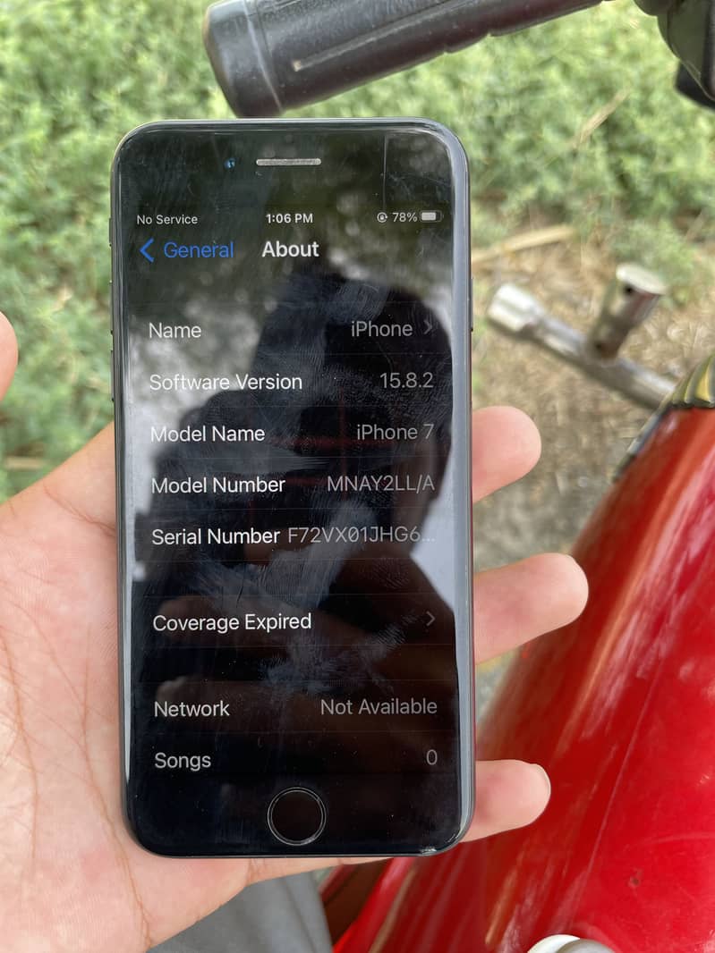 Apple iPhone 7 3