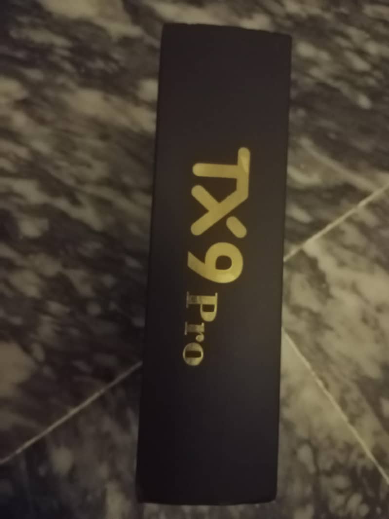 TX9 Pro Android TV box 1