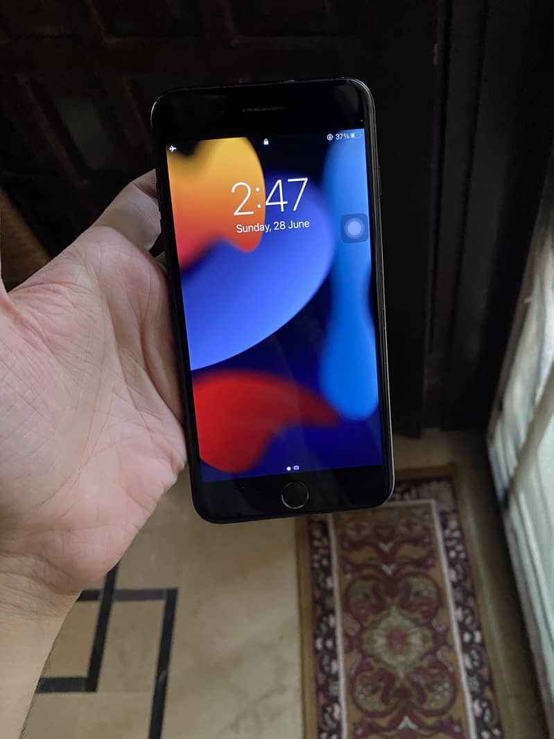Apple iPhone 7 Plus 2