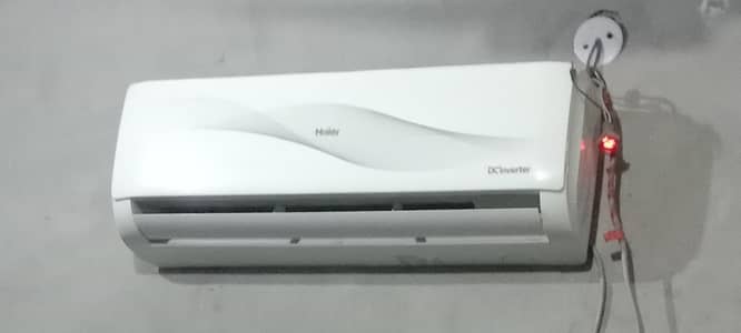 haier ac very good condition company fitting