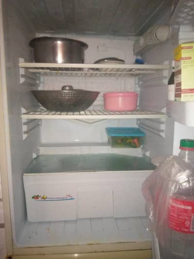Pel refrigerator good condition