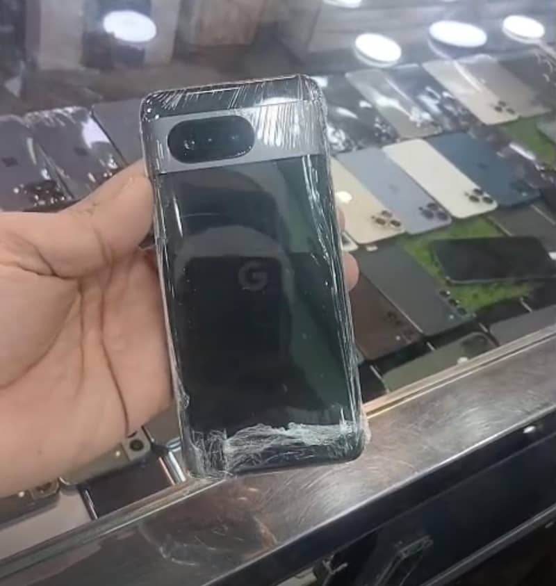 Google pixel 8 3