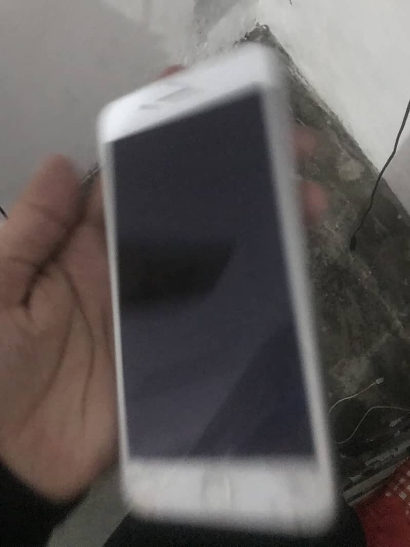 Apple iPhone 8 Plus 2