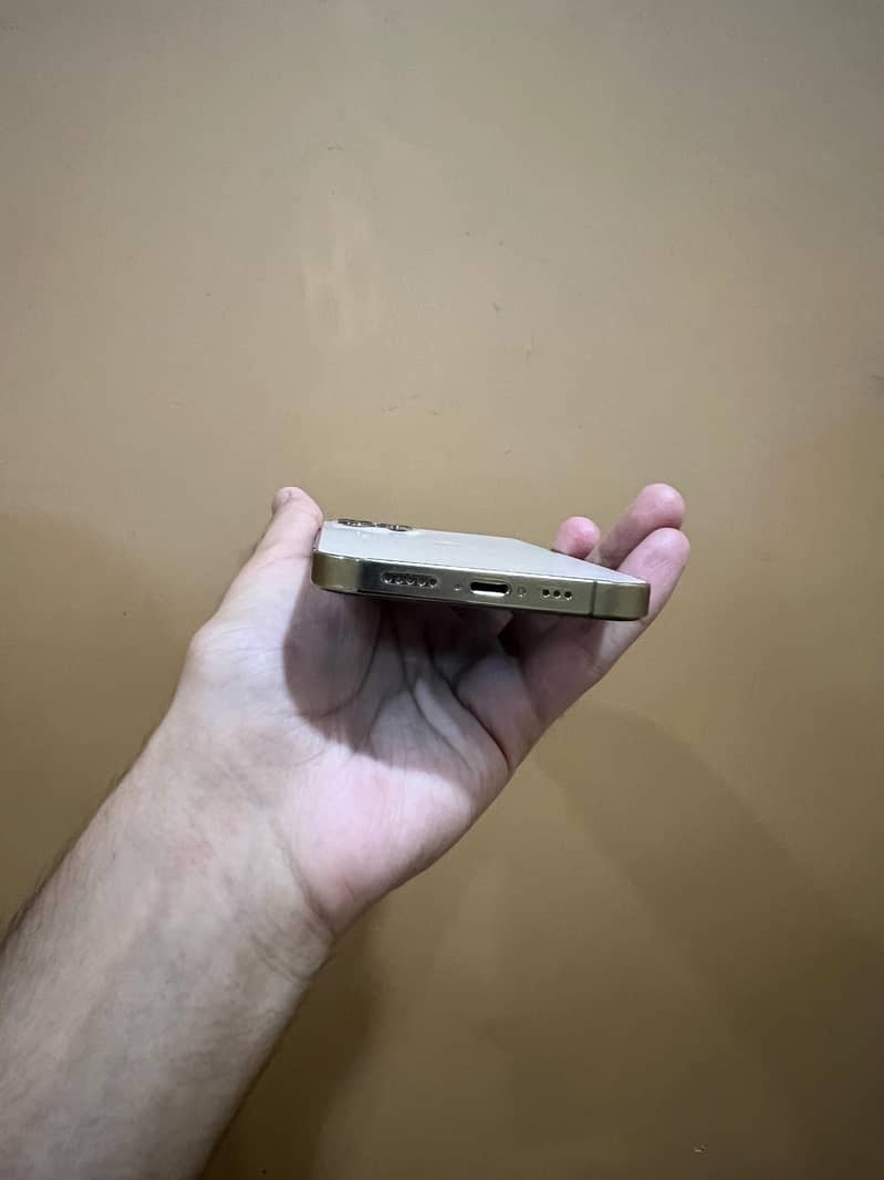 Apple iPhone 12 Pro 1