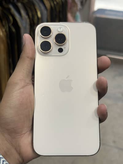 Apple 16 pro max