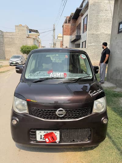 Nissan Moco 2013