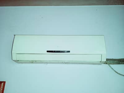GREE 1.5 Ton Split AC (18000 BTU) with Remote – Excellent Cooling