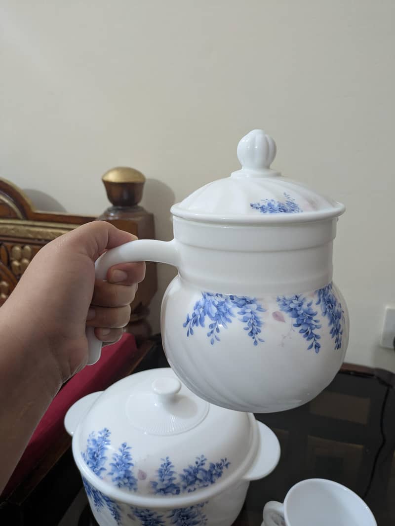 Dinner set 1