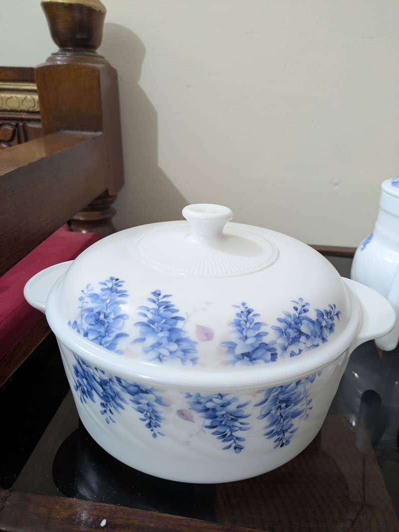 Dinner set 3