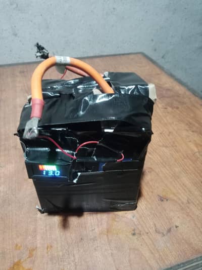 12v 100Amp lithium battery