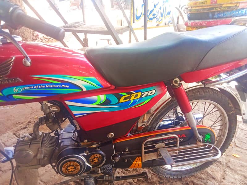 Honda cd70 3