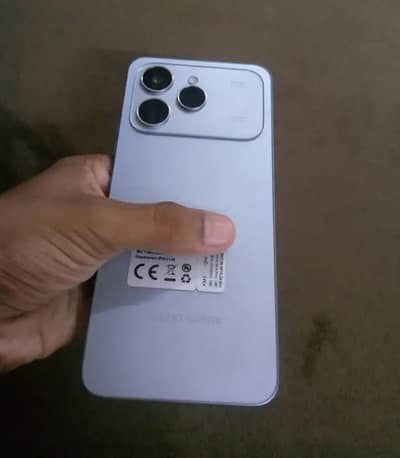 Tecno spark 40