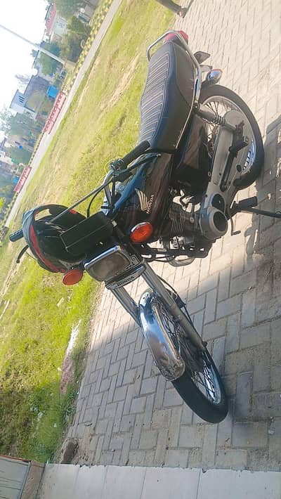 Honda cg125  2015 model