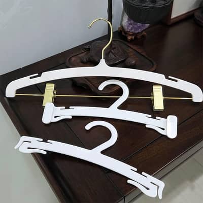 Auto Injection Molding