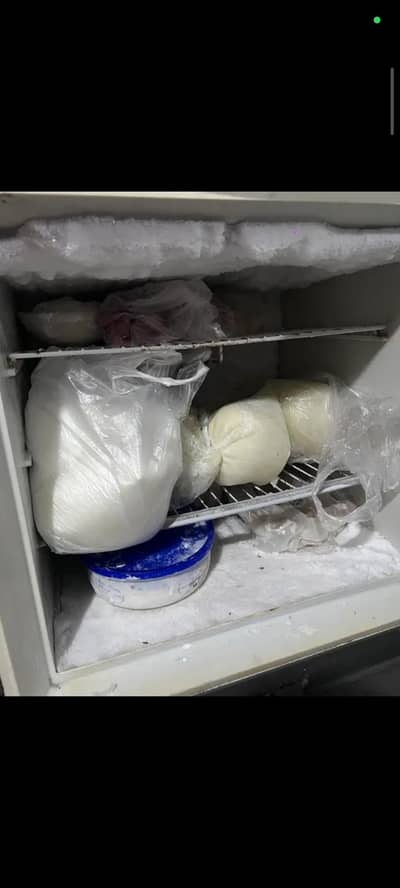 waves Refrigerators all ok frige boht achi hi bs condition 10.7 hi