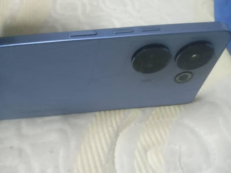 Tecno CAMON 20 1