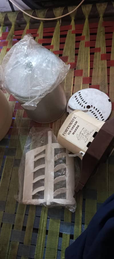 Fortunate Ice Cream Maker Machine - Brand New