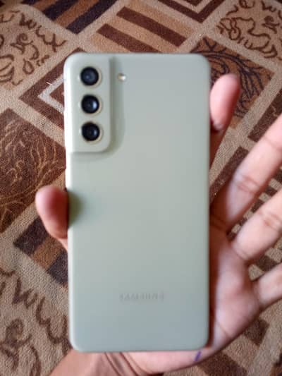 Samsung  S21 FE 5G Official PTA With Box 8/128