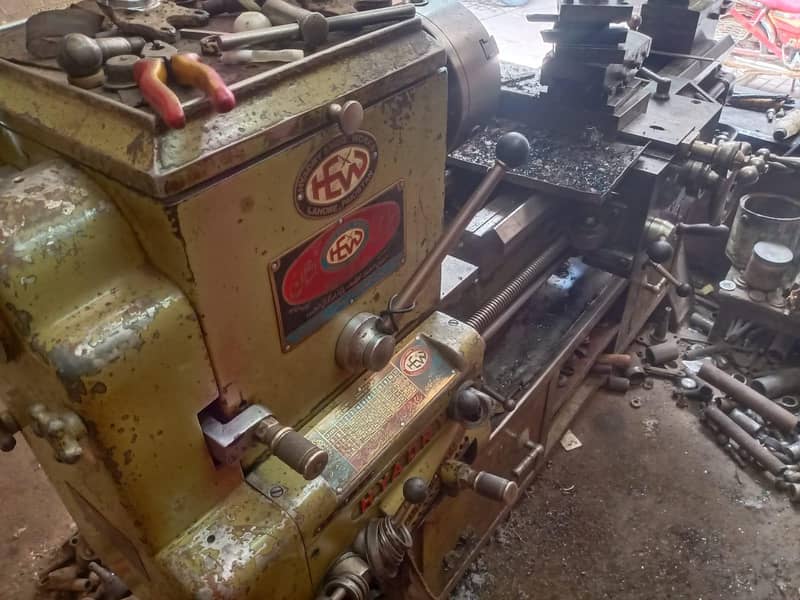lath machine 10