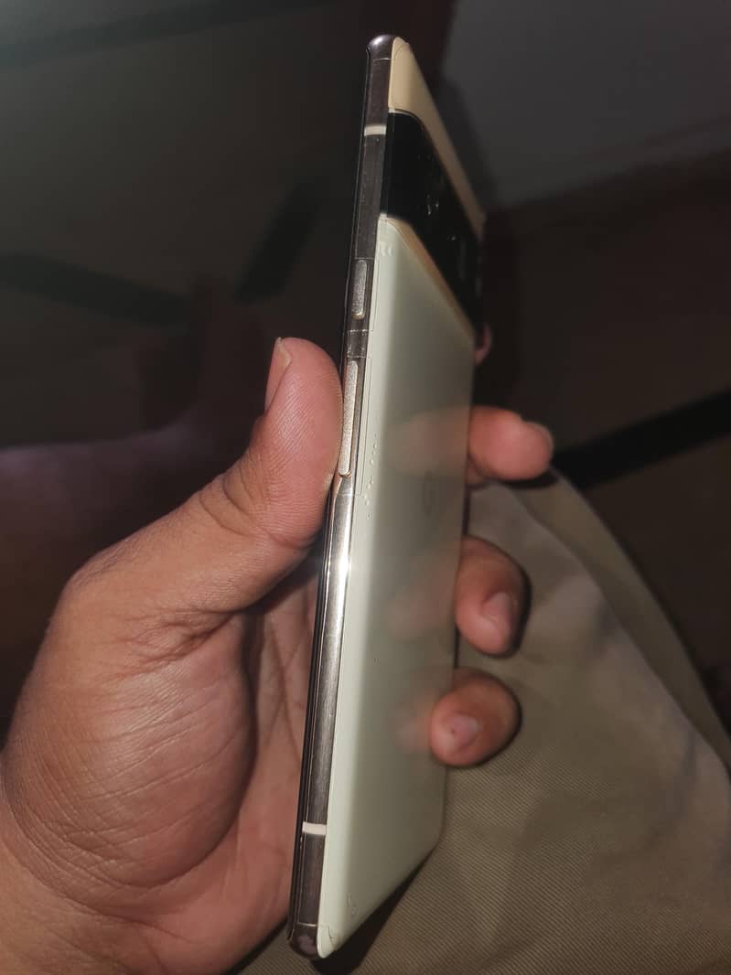 Google Pixel 6 Pro 2