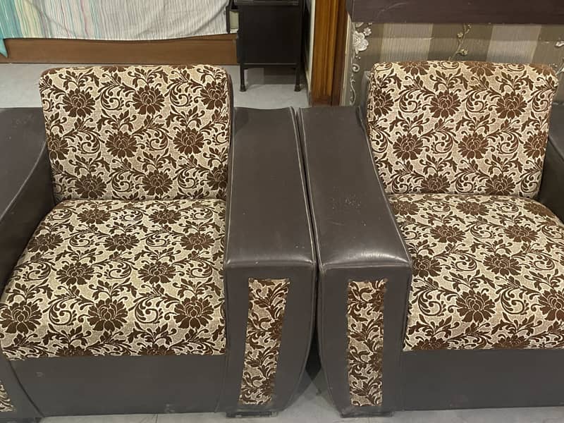 Sofa set 0