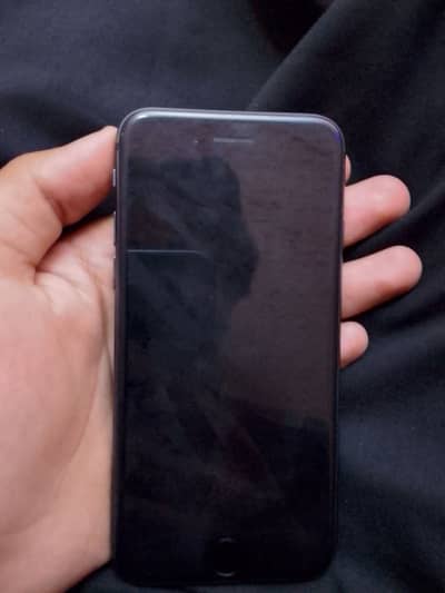 Apple iPhone 8