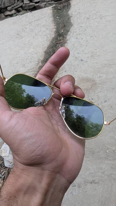 Ray-Ban sunglass