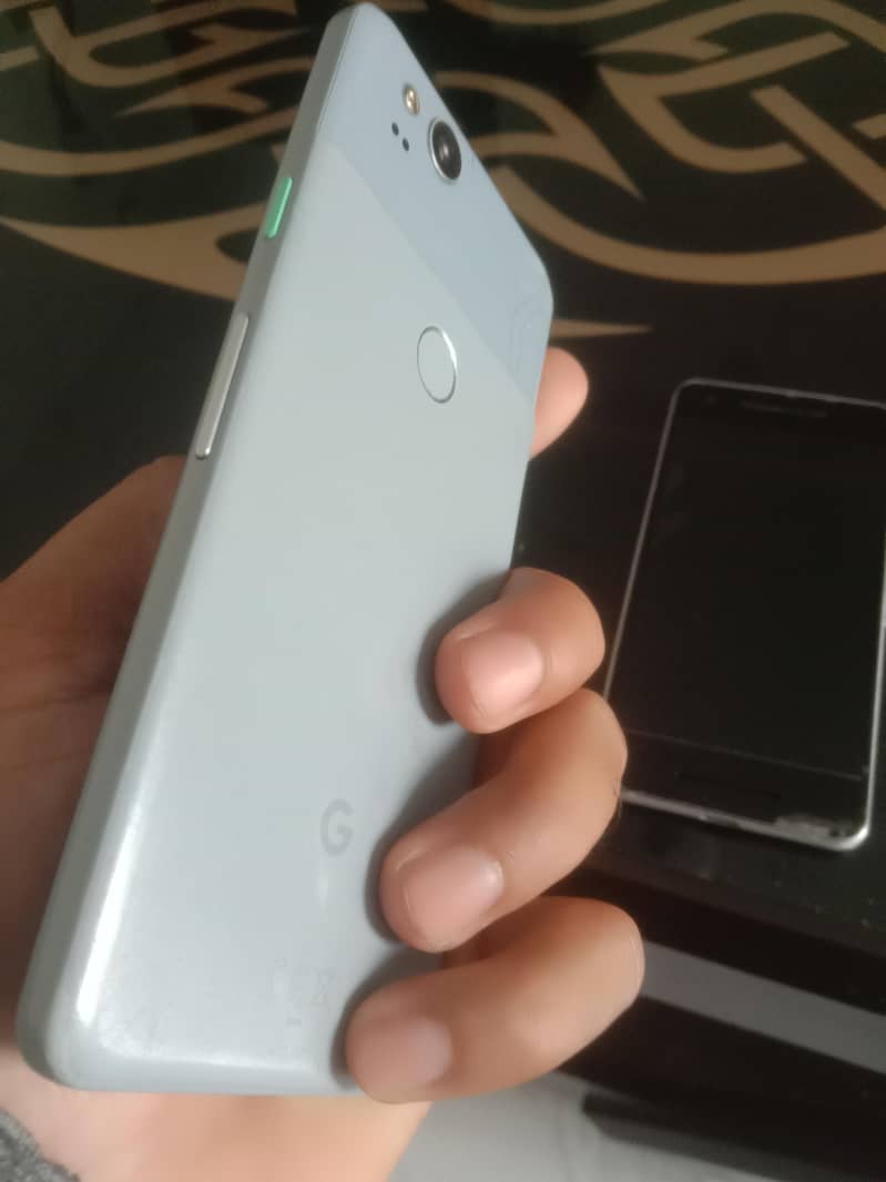 Google Pixel 2 1