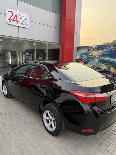 Toyota Corolla GLI 2015