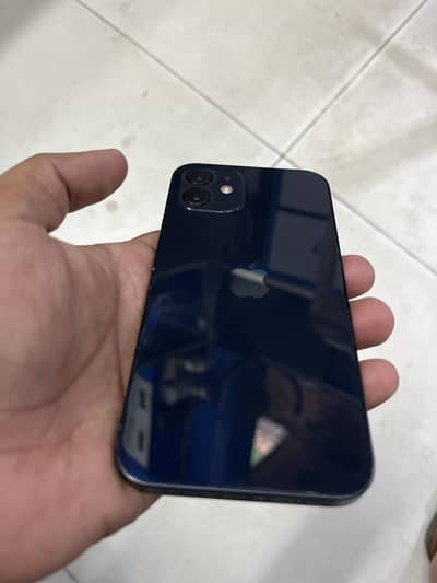 Apple iPhone 12