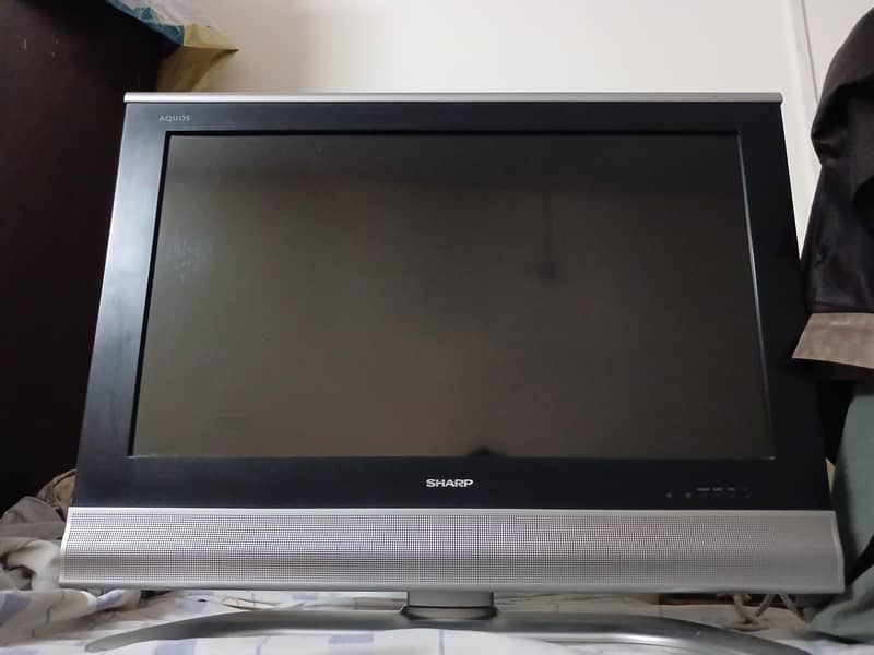 SHARP AQUOS LCD TV 0