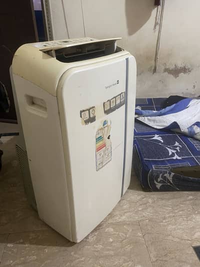 Portable 0.75 ton Ac Chilled cooling