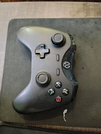 Fuze F1 Bluetooth wireless controller