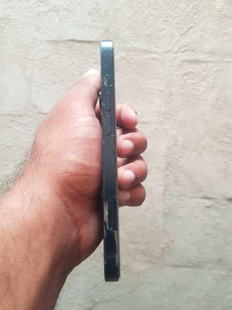 Apple iPhone 14 0