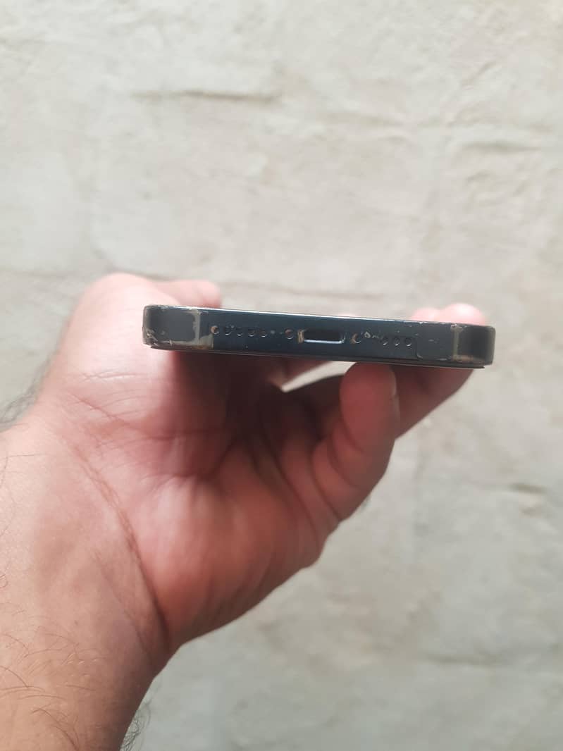 Apple iPhone 14 2