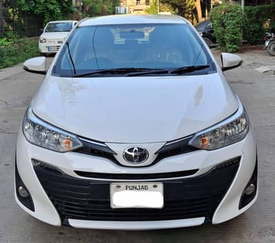 TOYOTA YARIS 1.5 CVT 2022 FULL OPTION