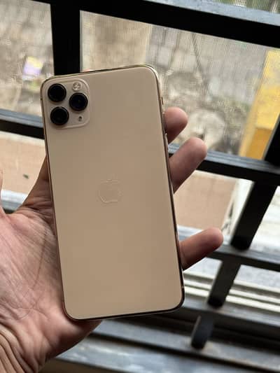 Iphone 11 pro max 64GB Gold PTA-Approved
