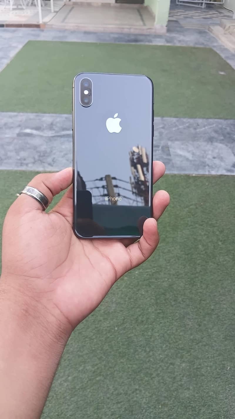 Apple iPhone X 3