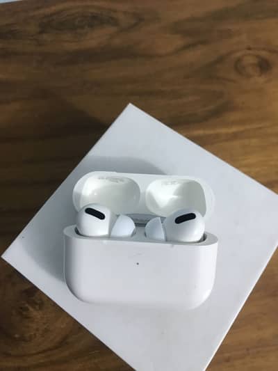 Apple AirPods Pro 1st generation with BOX