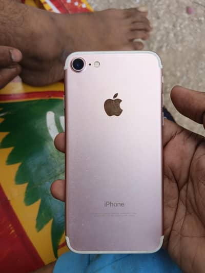 Apple iPhone 7