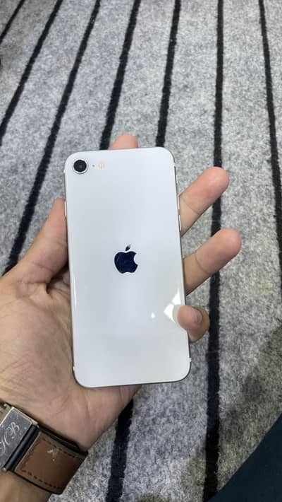 Apple iPhone SE