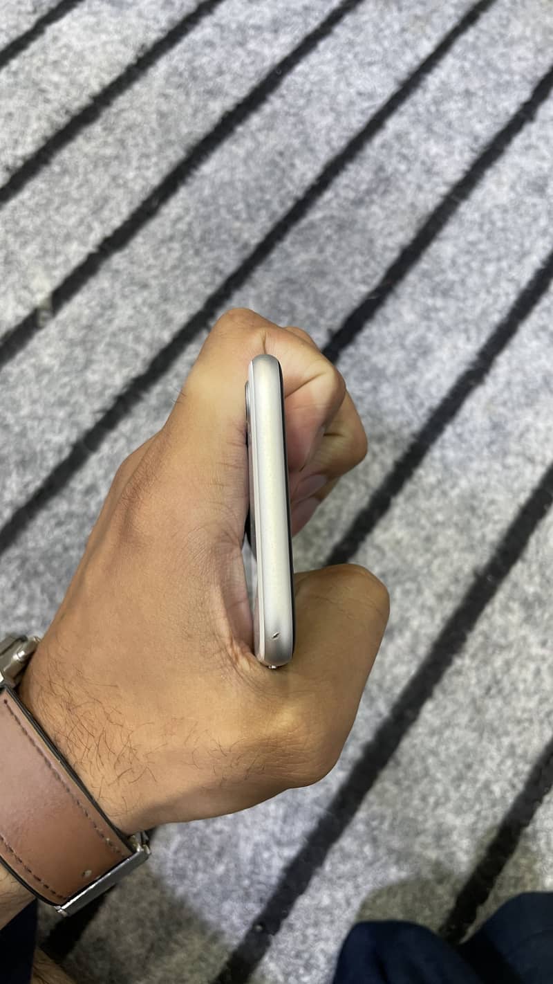 Apple iPhone SE 5
