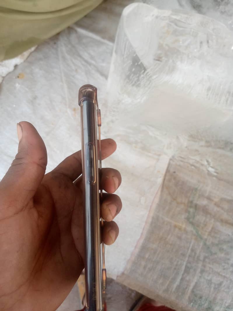 Realme C2 1