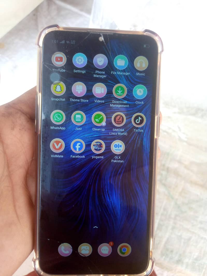 Realme C2 4