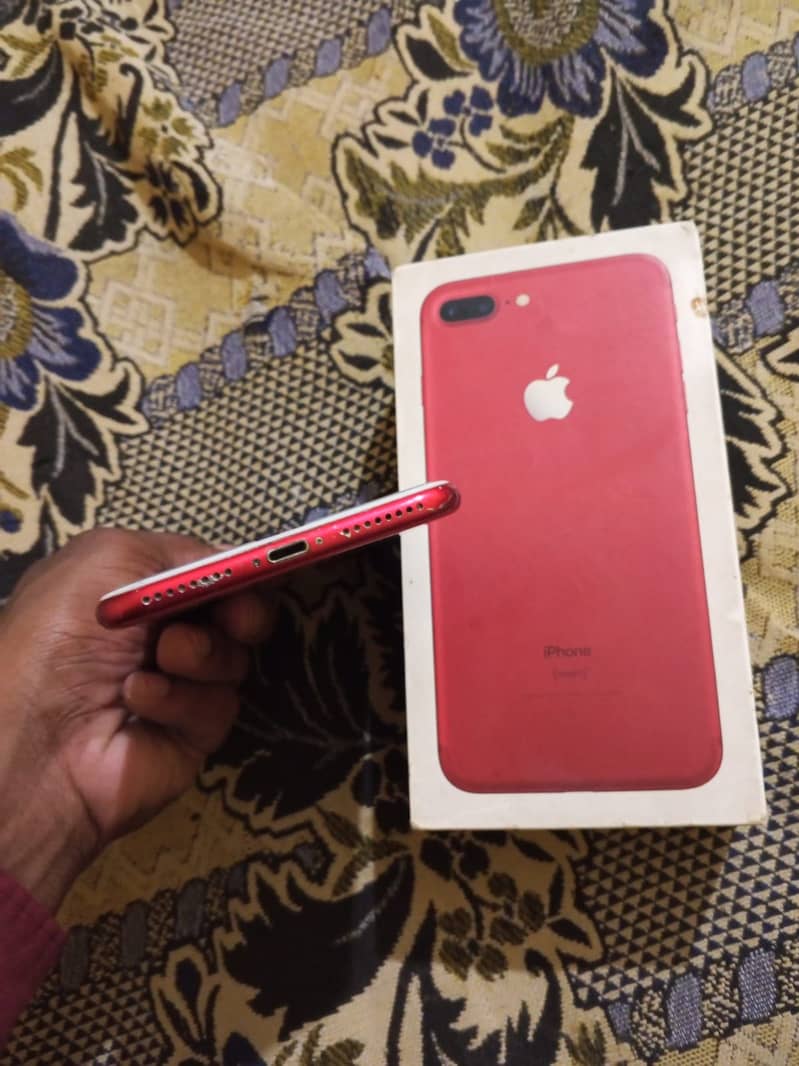 Apple iPhone 7 Plus 3