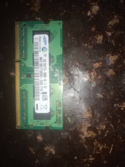 Samsung,  2 gb , ddr3 ram, 1100 MHZ
